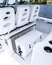2018 Everglades 435 Center Console 14 