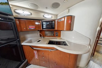 Sea Ray 380 Sundancer 6 HighRes-06
