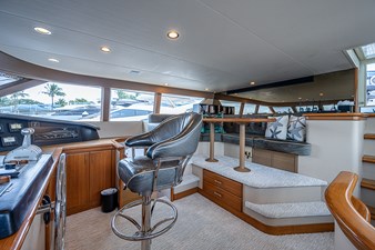 SUPERSTAR 19 PILOTHOUSE
