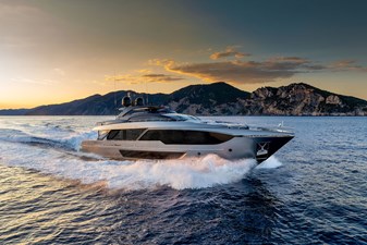 Riva 112 Dolcevita Super 9 