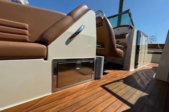 2013 Chris-Craft Launch 32 15 