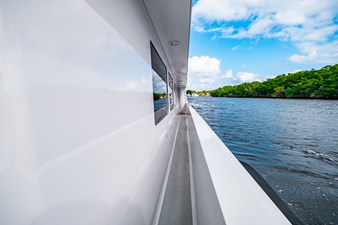 LONE STAR 67 Side Decks