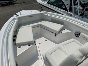 2023 Everglades 235CC 8 