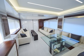- 8 9_2020 80ft Astondoa 80 Flybridge