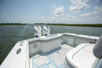 2018 Yellowfin 32 10 