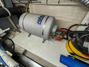 TALLULAH 78 Engine Room Port