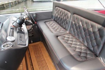 Young Guns 5 60-2012-Sunseeker-Predator-05