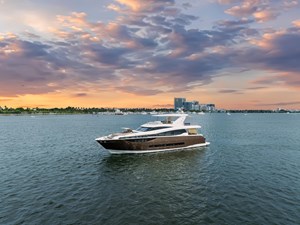 2015 Prestige 750 13 