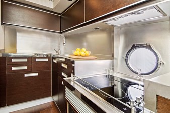 Blind Squirrel 16 20_2009 68ft Azimut 68S