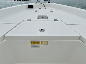 2016 Nauticstar 2110 Sport 25 26