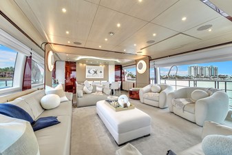 95 Raised Pilothouse 40 95' Azimut-9