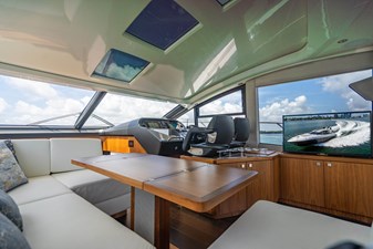 - 42 43_2019 57ft Sunseeker Predator