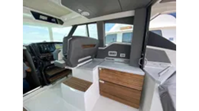 2021 Tiara Yachts 43 LE 14 