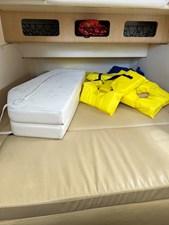 - 17 18_2013 37ft Boston Whaler 370 Outrage