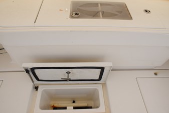 RAHITI 36 Insulated Removable Bait Cooler  