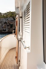 ALDONZA 43 Starboard Side Deck