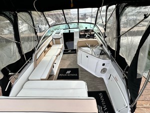2020 Four Winns Vista 255 9 