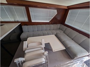 58 HATTERAS 1990 SPORTFISH 35 
