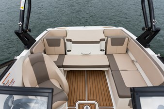 Bayliner VR4 19 