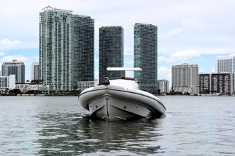 - 6 7_2013 34ft Zeta Elle 34 Custom