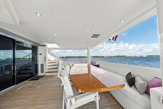 OBSESSION 75 Aft Deck 