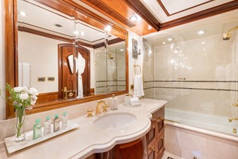 MISS STEPHANIE 23 Lower Deck Guest Ensuite