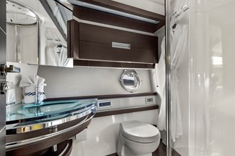 Blind Squirrel 24 28_2009 68ft Azimut 68S