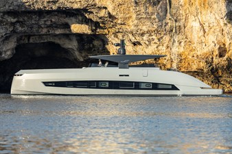 MANDAYACHT S07 SPIDER 0 Profile
