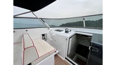 2009 VanDutch 40 21 
