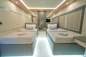 27m TRAWLER 26 26