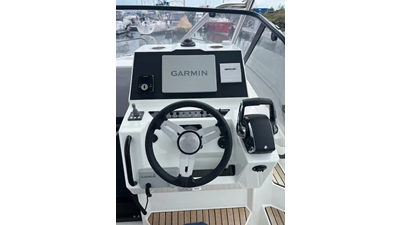 Beneteau Flyer 9 Sundeck 4 Ben flyer 9 bb