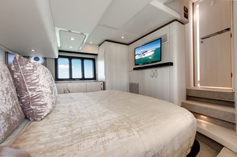 Relentless 9 010 of 30