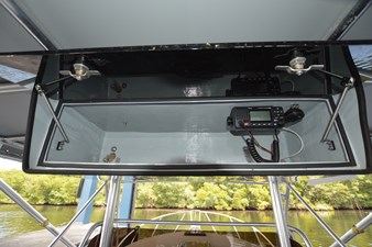 NO NAME 17 29 STRIKE 2023 HELM STORAGE BOX