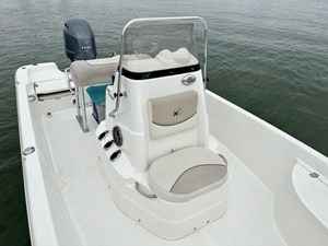 2016 Nauticstar 2110 Sport 31 32
