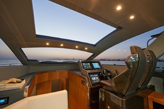 2021 Astondoa 655 Coupe 31 32