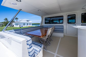 PIVOT 19 97_marlow_pivot_flybridge_aft_deck_7