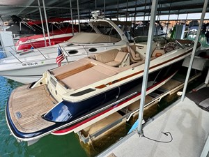 018 Chris-Craft Launch 27 Heritage Trim Edition Surf 10 
