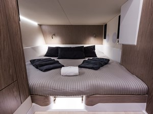 HELLS BELLS 8 8255b2b3-2db8-47db-bd35-06eb8aec1079-large