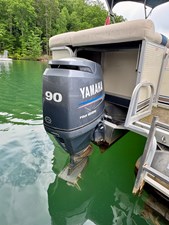 02 Bennington 257L Pontoon NLSQ 27 