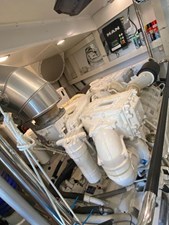 2019 Monte Carlo Yachts MCY 76 28 