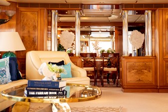 ALDONZA 12 Main Saloon