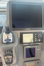2007 Tiara Yachts 4300 Sovran 77 
