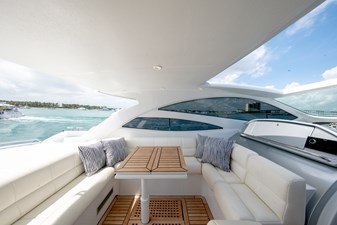 - 18 19_2004 50ft Pershing Express