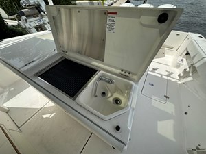 378 PURSUIT 11 11_IMG_0973