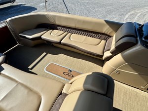 019 Harris Solstice 240 SL TNVL321 25 