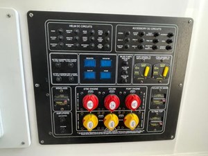 2020 Sea Fox 328 Commander 23 