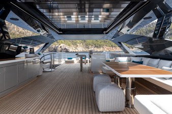 NO STRESS 22 Sundeck
