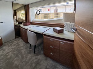 Princess X80 (X80034) 23 Master stateroom