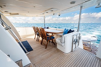 SOUTHERN BELLE 75 Aft Deck
