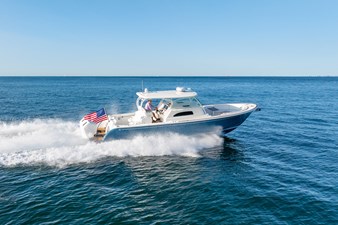 STARGAZER 38 Starboard Side